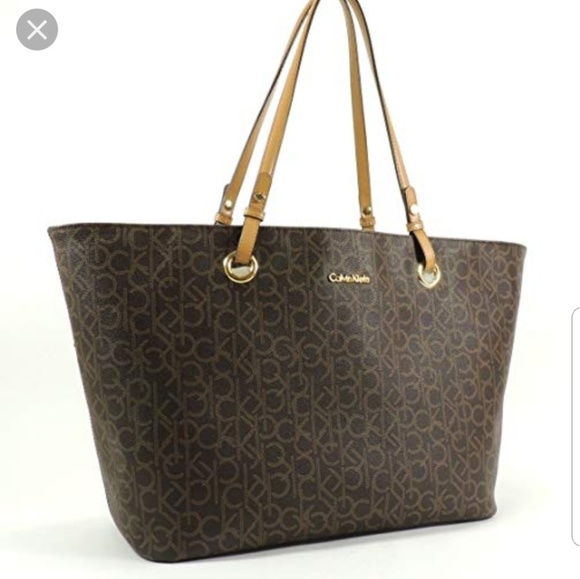 Calvin Klein Handbags - Calvin Klein bag